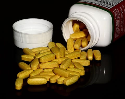 Vitamin tablets